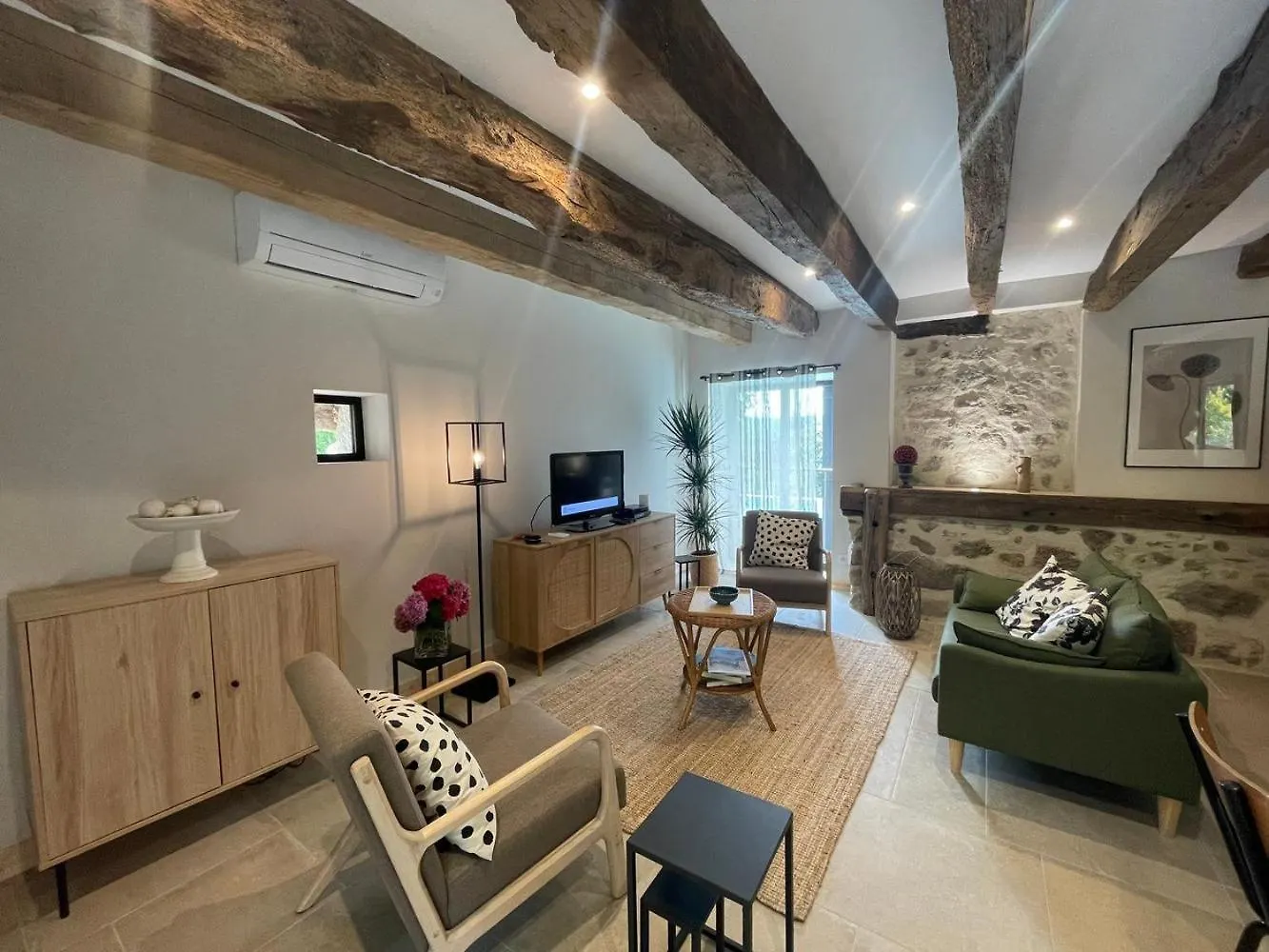 La Maison D'Emile- Le Gite- La Clef De La Grange La Fouillade Hébergement de vacances
